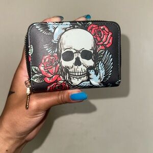 Skull rose print wallet